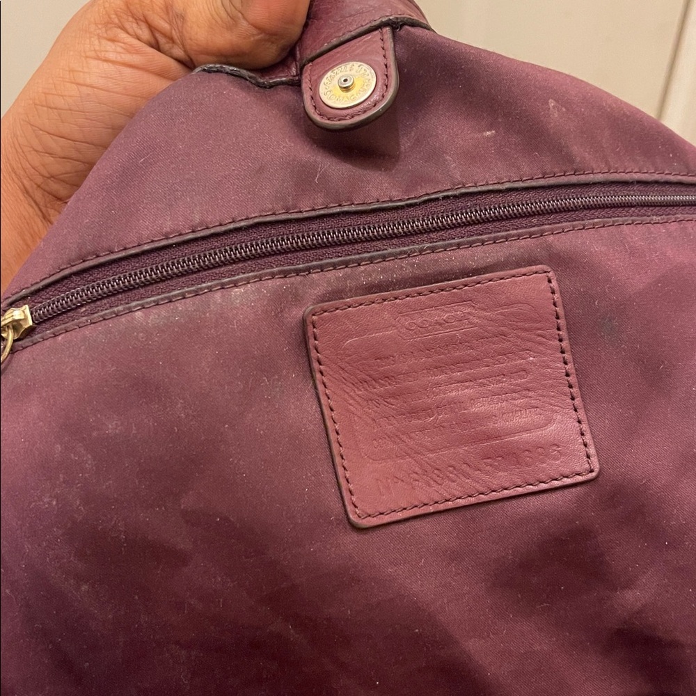 Coach, please check all picture of condition - Picture 14 of 17